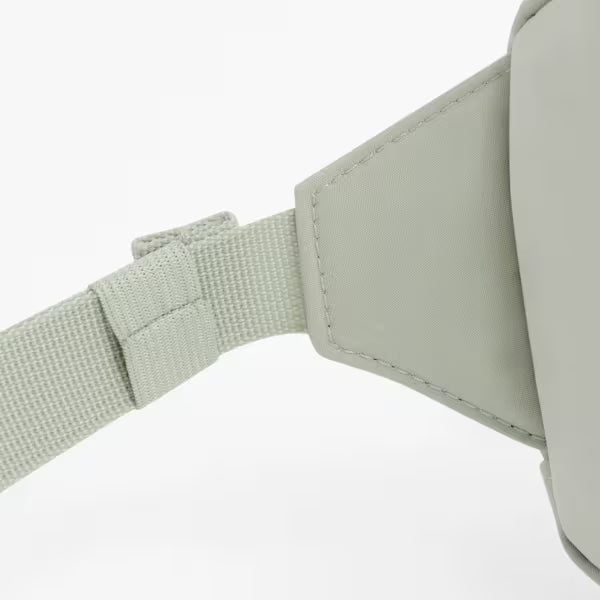 Gains and Roses Belt Bag
