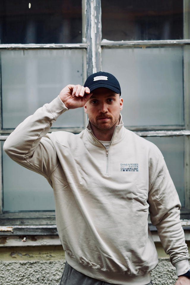 AW Unisex Half Zip Boxy Sweatshirt